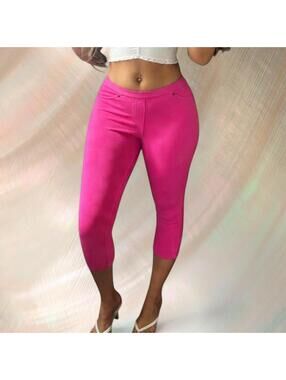 Hot pink capri pants by June & Daisy.